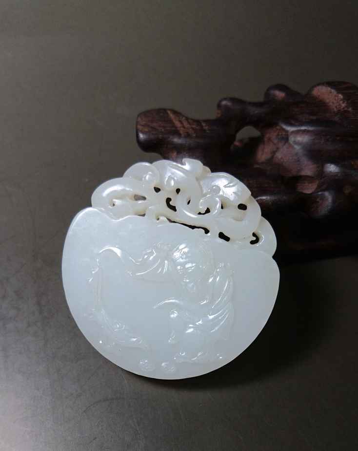 当代 新疆和田玉籽料