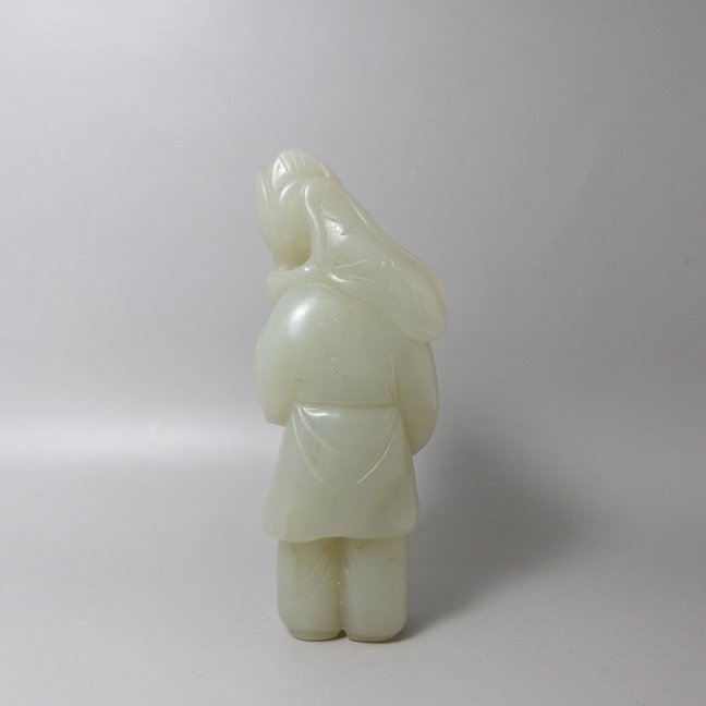 宋  白玉童子持荷花