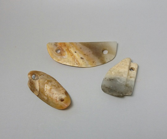 史前文化 玛瑙佩饰